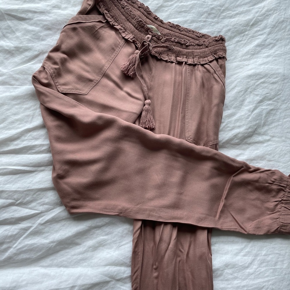 Jolt blush jogger pants